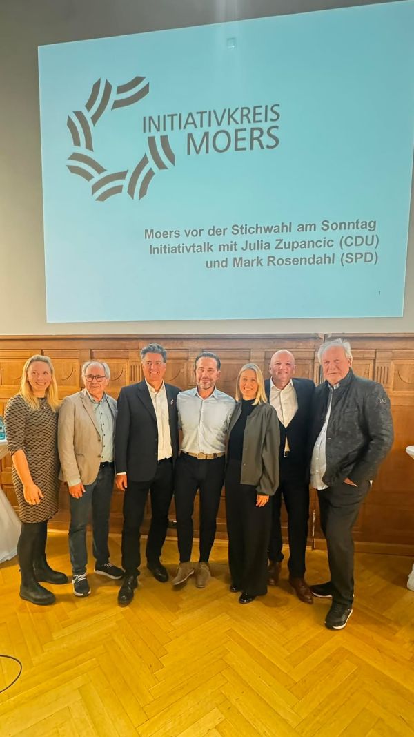 Instagram: Ausverkauftes Haus beim Initiativkreis Moers. Bei unserem Initiativtalk mit Julia Zupancic/CDU Moers und Mark Rosendahl/...